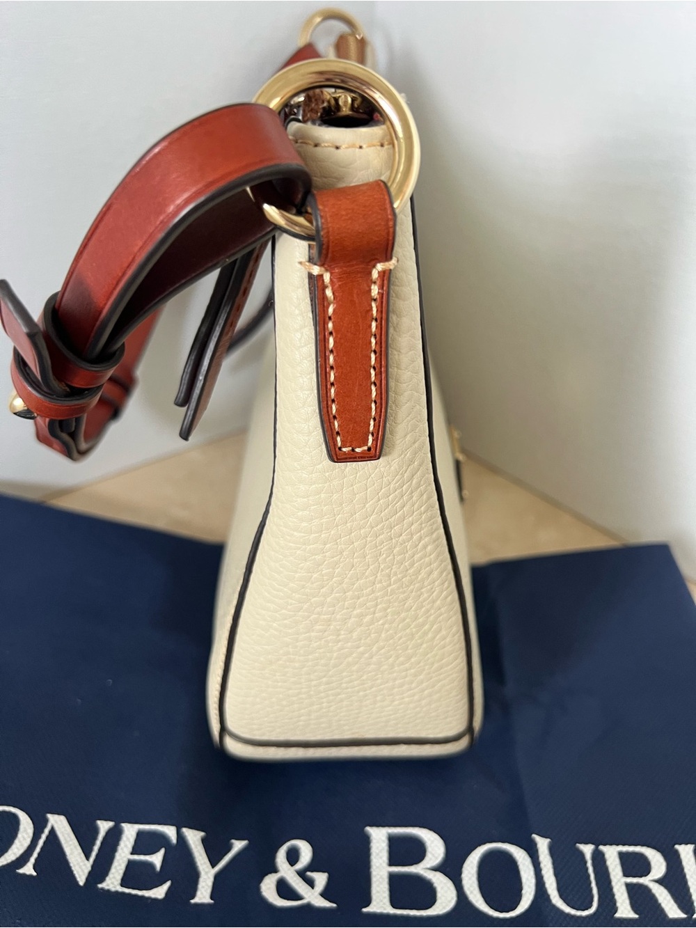 Dooney & Bourke Cream Pebble Leather Crossbody with Brown Trim - Picture 4 of 14